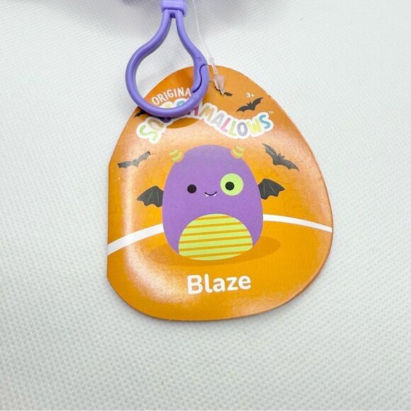Squishmallows Blaze the Halloween Bat Clip Plushie Bag Charm New with Tags - Picture 3 of 3